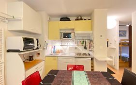 T2 alcove confortable pour 4 à 5p. Balcon. Parking